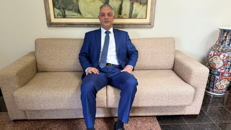 Leonardo Manzan destaca os avanços e obstáculos do uso da arbitragem na resolução de conflitos tributários.