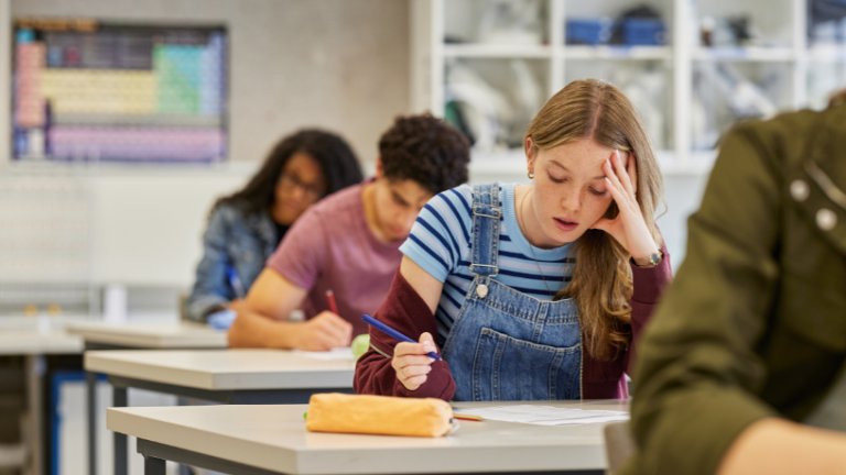 Preparação eficiente para a prova de redação do ENEM 2025