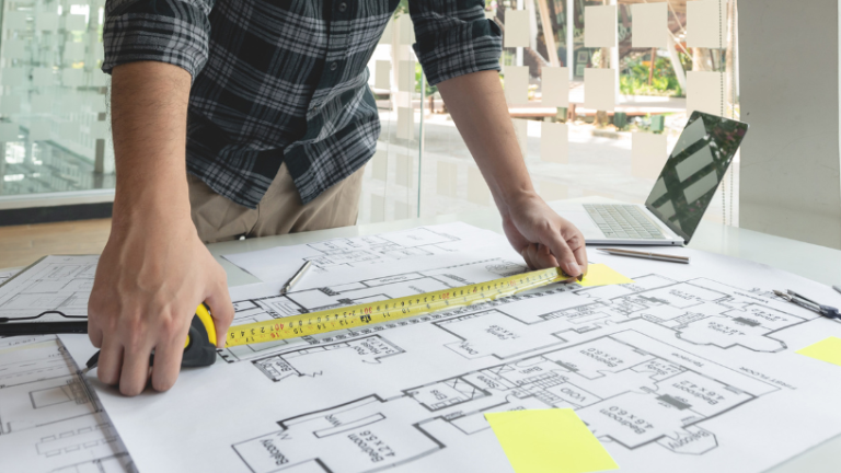 Inovação e Resgate Cultural: A Exposição da Casa Palafita e a Nova Arquitetura Amazônica